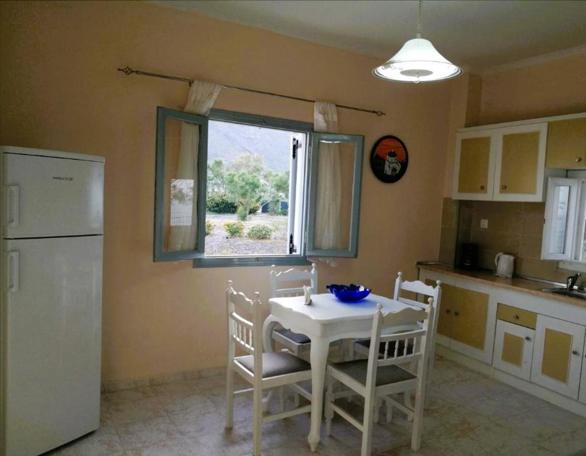 Hilltop Serenity Villa อิเมโรวิยอน ภายนอก รูปภาพ